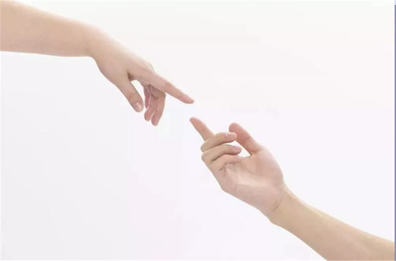 手腳干燥、脫皮，不能全怪天氣，可能是這些原因